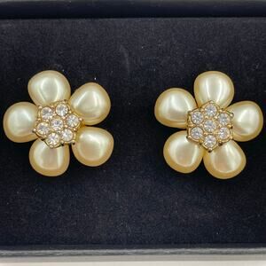 Vintage Avon Faux Pearl W/ Clear Rhinestones Daisy Stud Earrings Retro 80's Glam